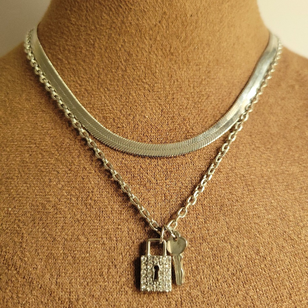 Silver Layered Herringbone Necklace Padlock Key Charm Rhinestone 16-19 Inch‎ Y2K